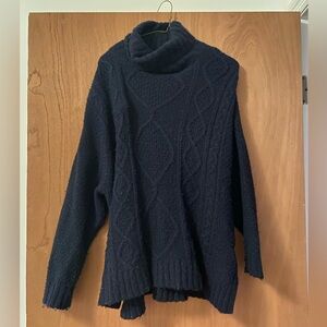 Long turtle neck sweater